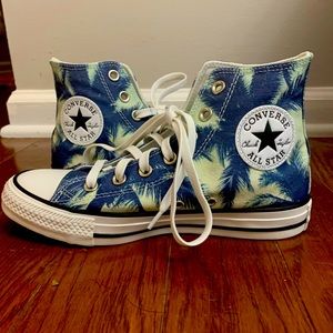 NWOT Palm Print Converse All Stars